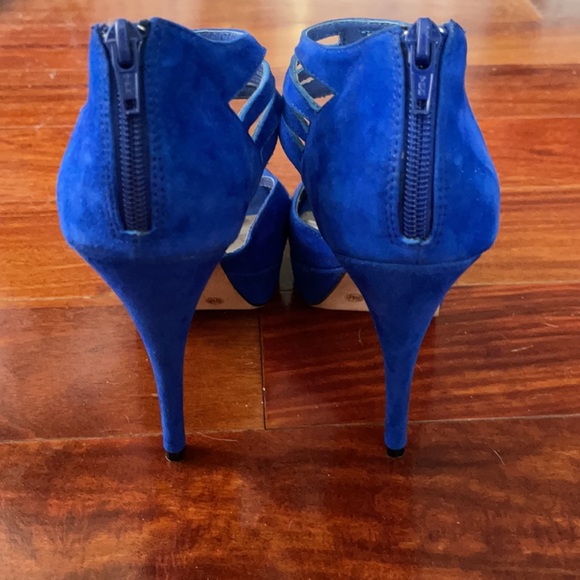 Chinese Laundry Blue Suede ‘Haughty’ Heels size 9 - Picture 4 of 12